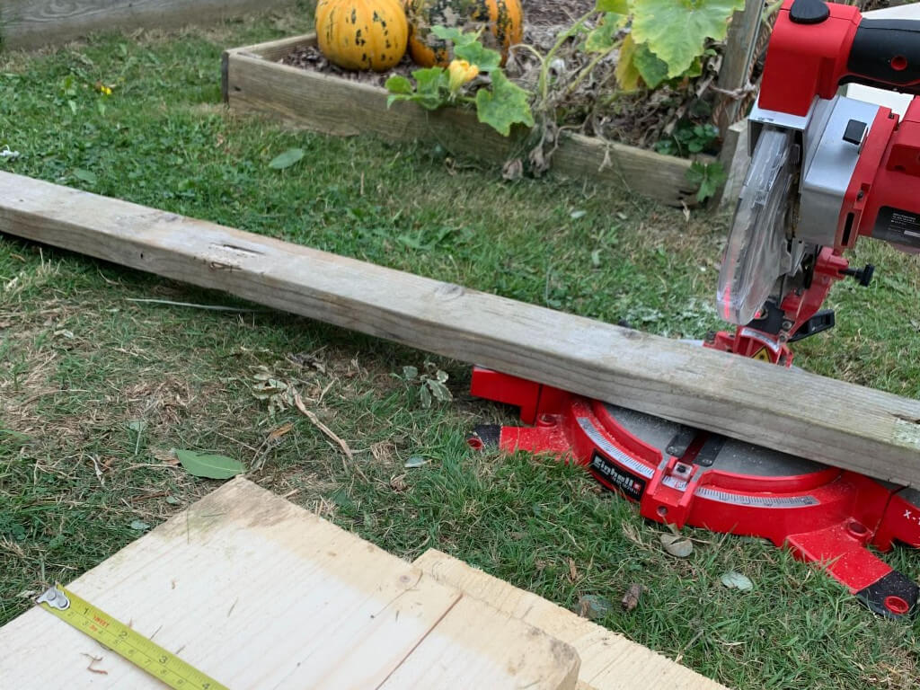 Working with a circular saw