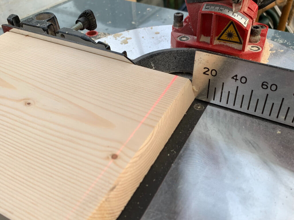 Image of where to cut the wood.