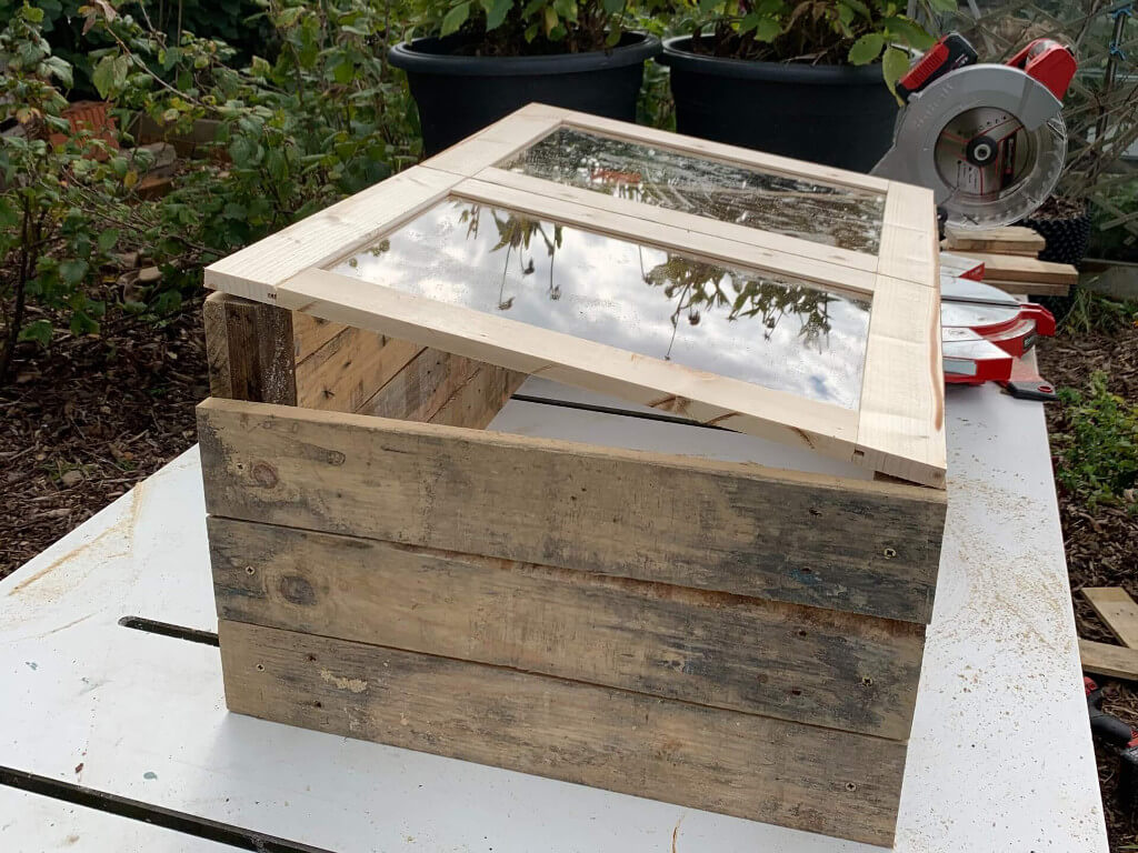 Side image of the coldframe.