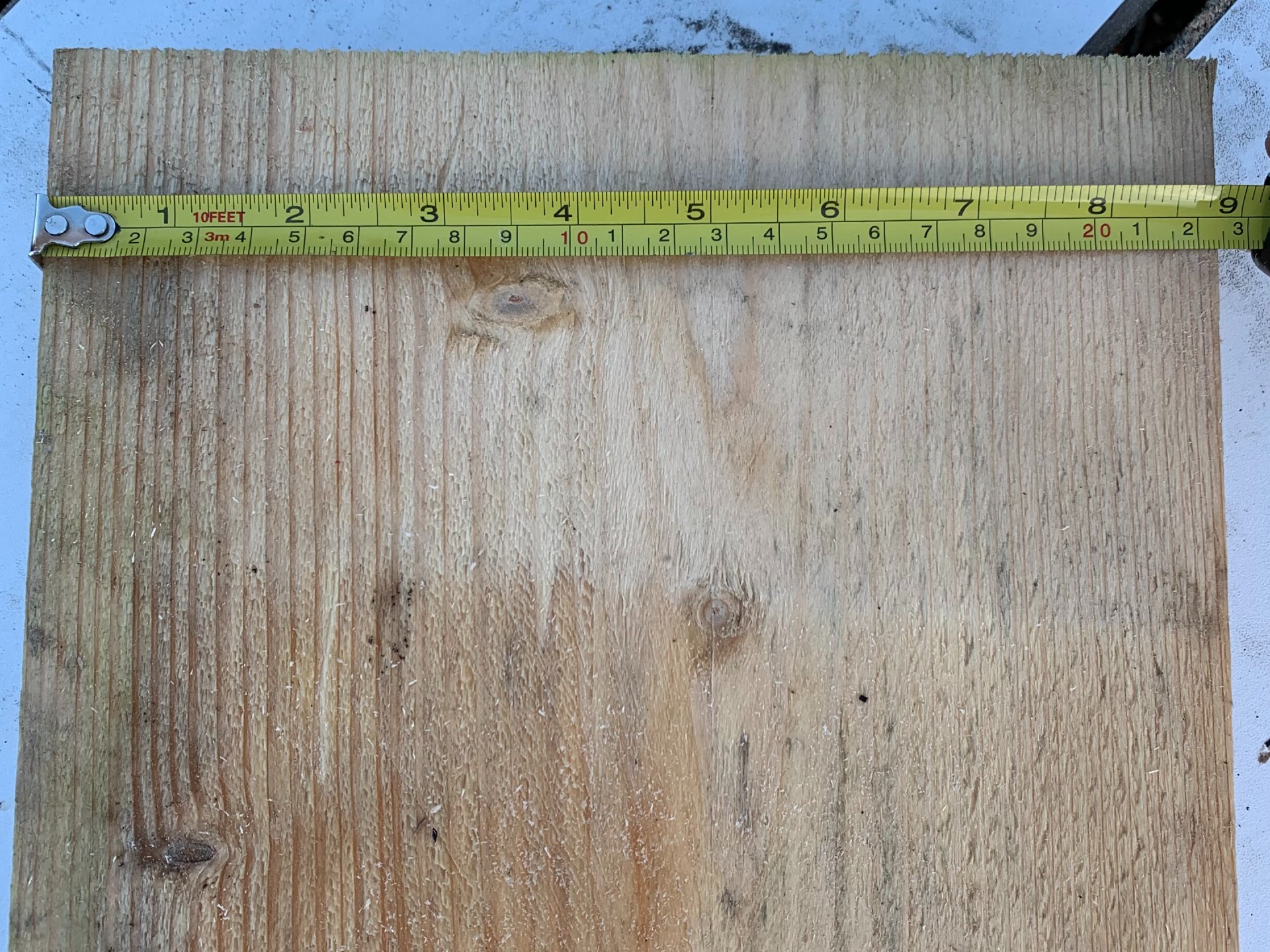 Image of the width of the wood piece. 