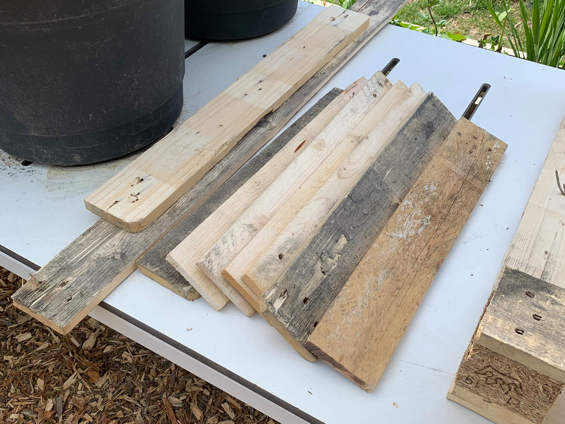 Wood pieces for the trug on wheels. 